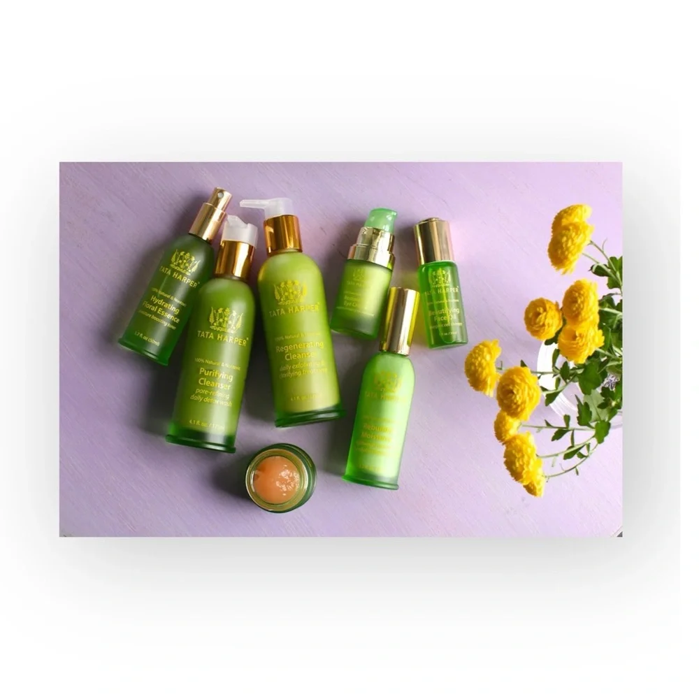 new Tata Harper ⚘ Repairative Moisturizer ⚘ Anti-Aging Hyaluronic Acid ⚘ Boxed